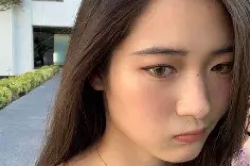 74岁刘晓庆再曝大瓜！和助理同居6年未离婚百亿婚姻是空壳骗局