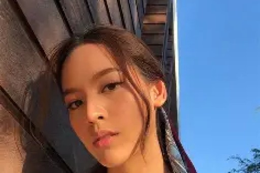 “假洋牌”售后无门带货女演员张静初面临47人集体诉讼